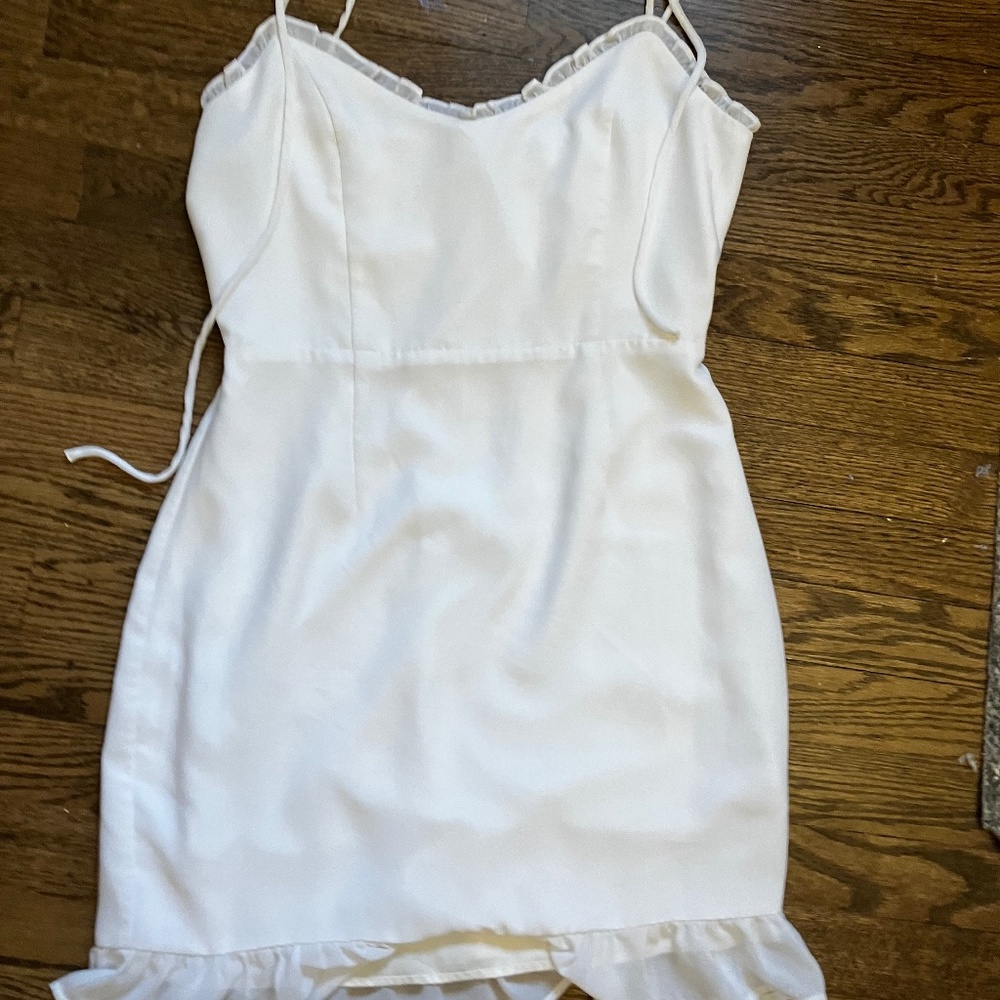 White knee length dress size S